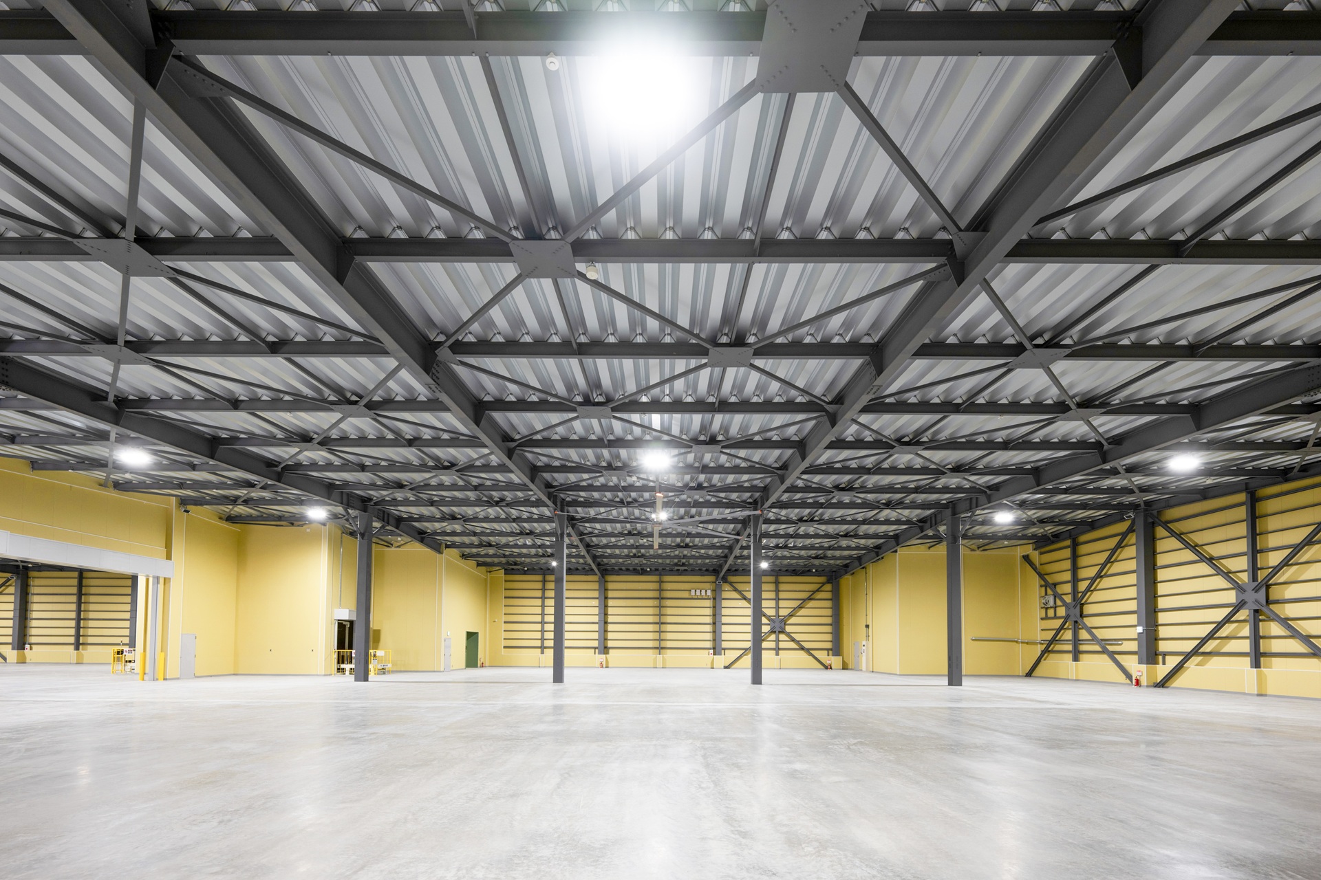 高塚運送株式会社