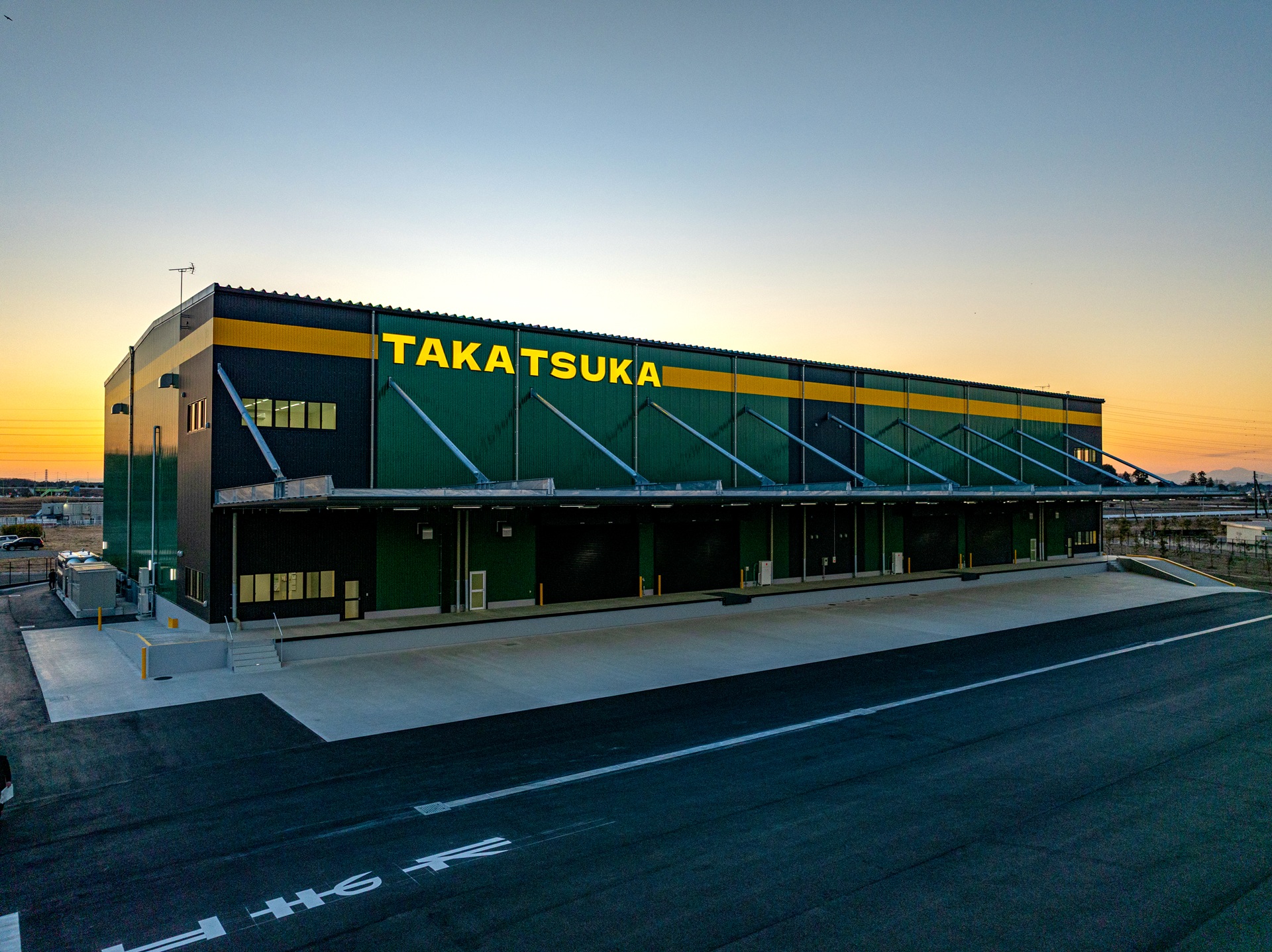 高塚運送株式会社