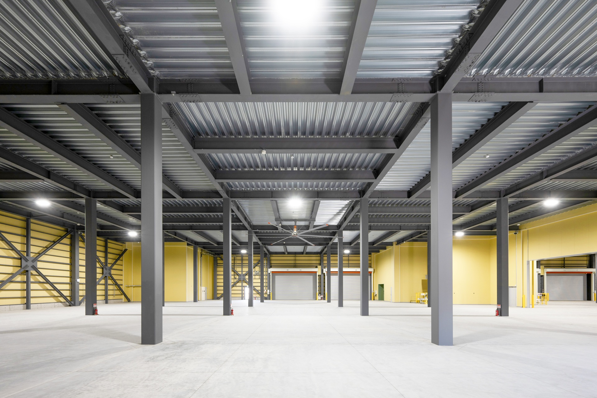 高塚運送株式会社