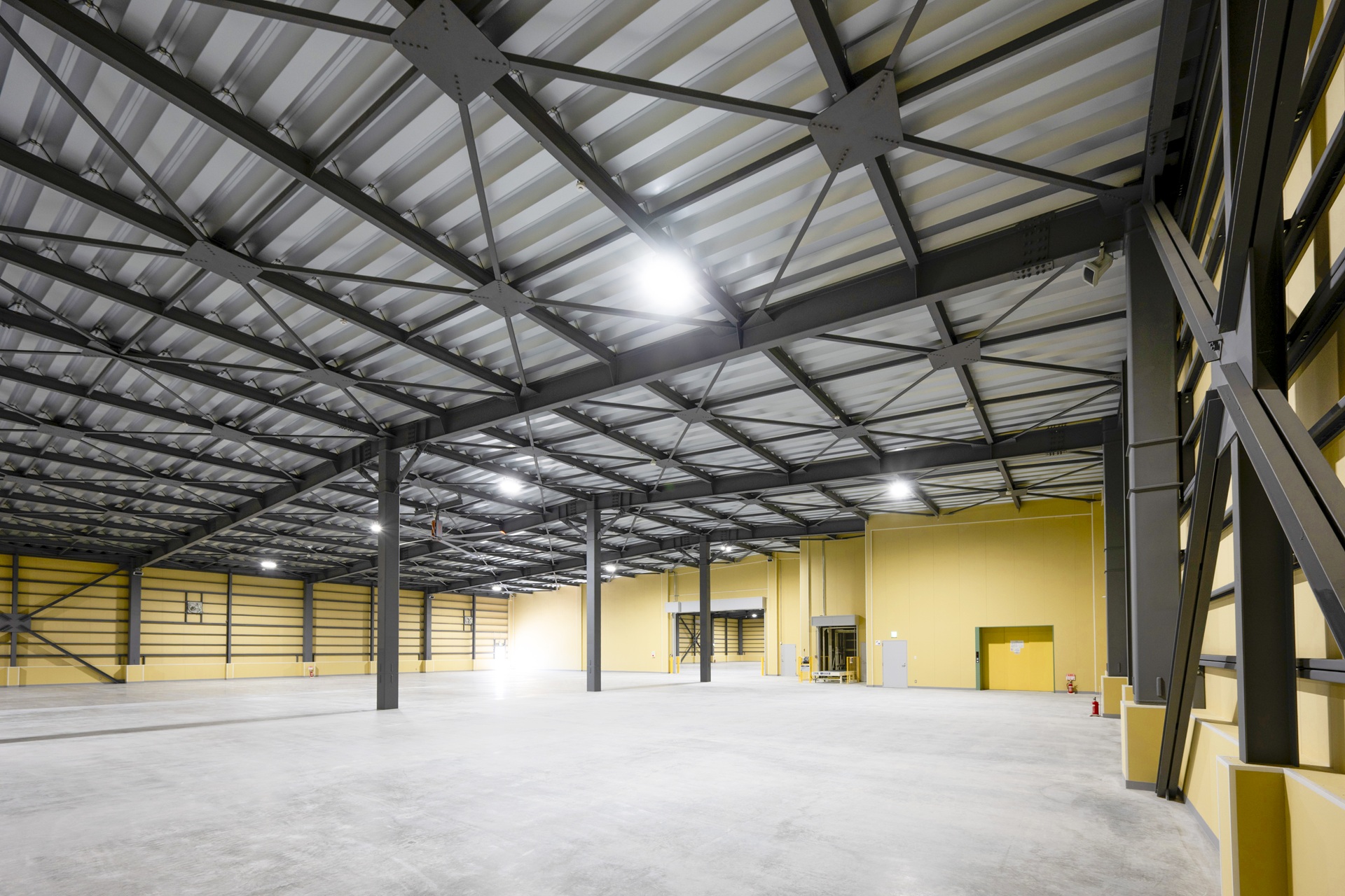 高塚運送株式会社